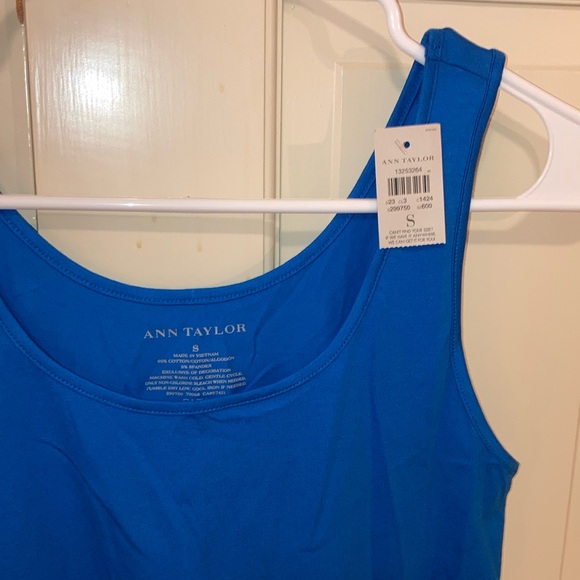 NWT Ann Taylor Blue Tank Top w/ Lace Detail, size S - Picture 3 of 4